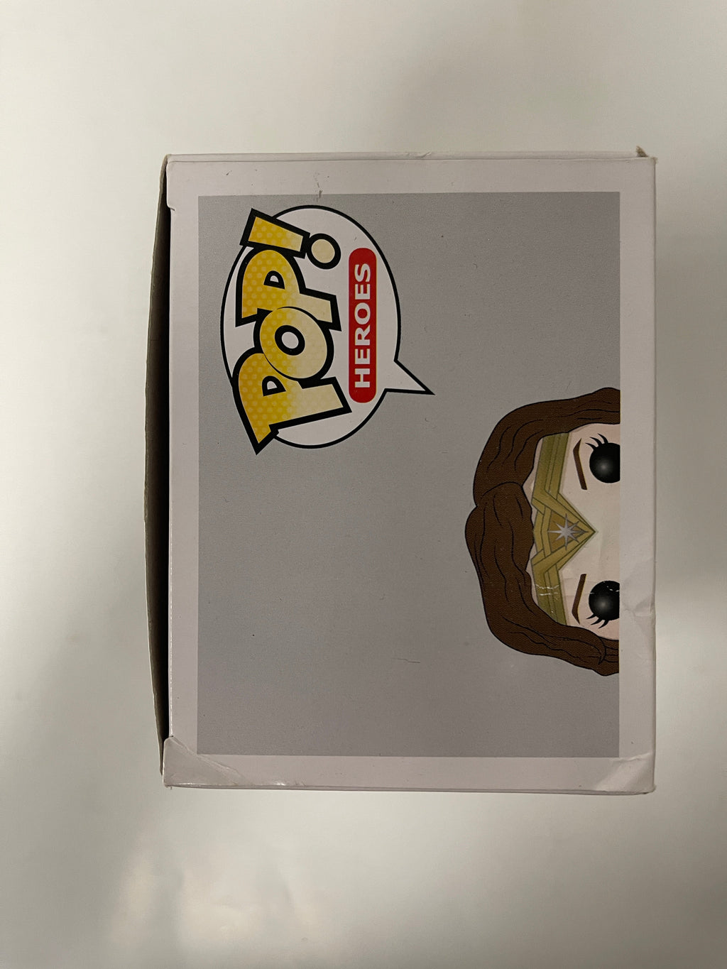 Funko Pop! DC Heroes Wonder Woman #86 Batman V Superman 2015 Vaulted Exclusive Box Dmg