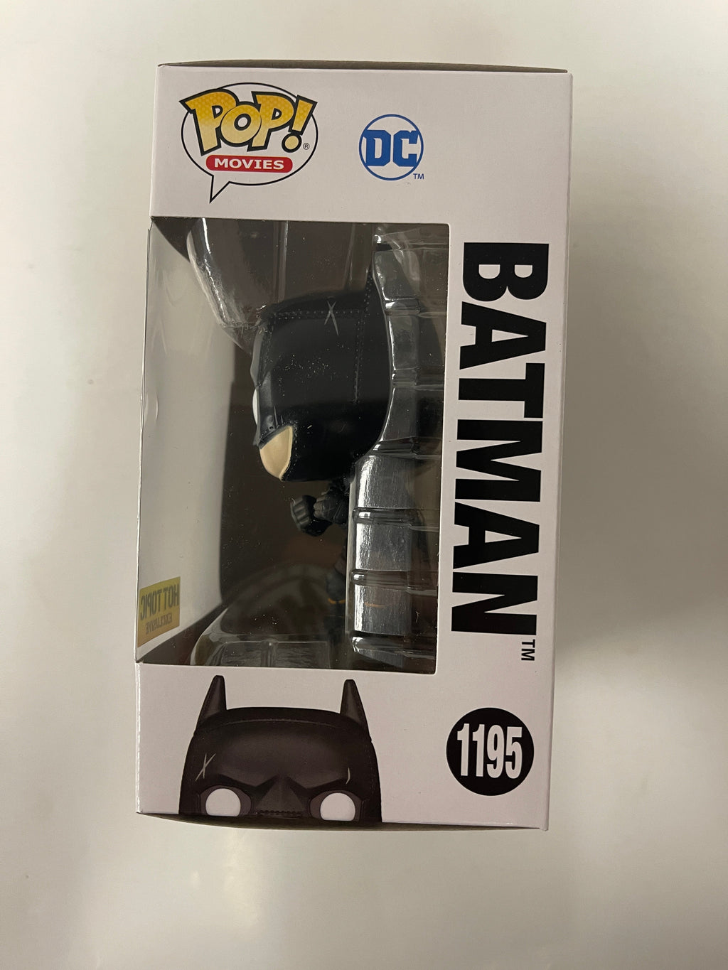 Funko Pop! DC Heroes Batman (Battle Damage) #1195 Hot Topic 2022 Exclusive