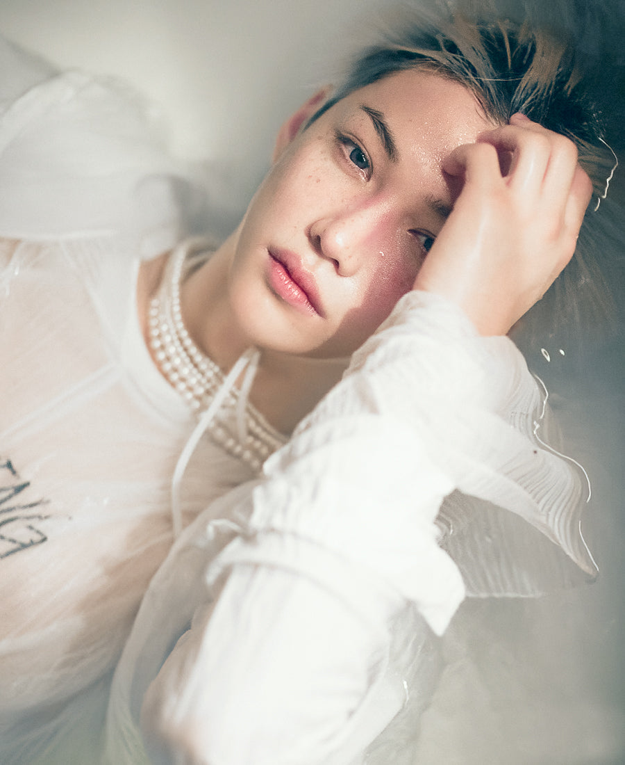 Singles Magazine Korea - Feb 2022 Issue (Cover:  Song Kang  Contents:  Stray Kids Felix)