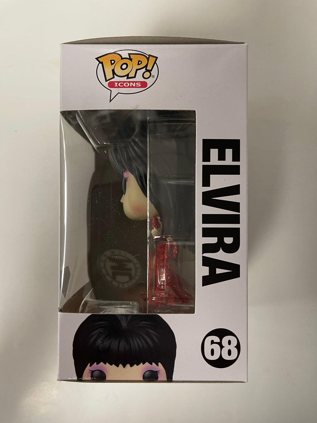 Funko Pop! Icons Elvira #68 Diamond Edition 40th Anniversary 2021