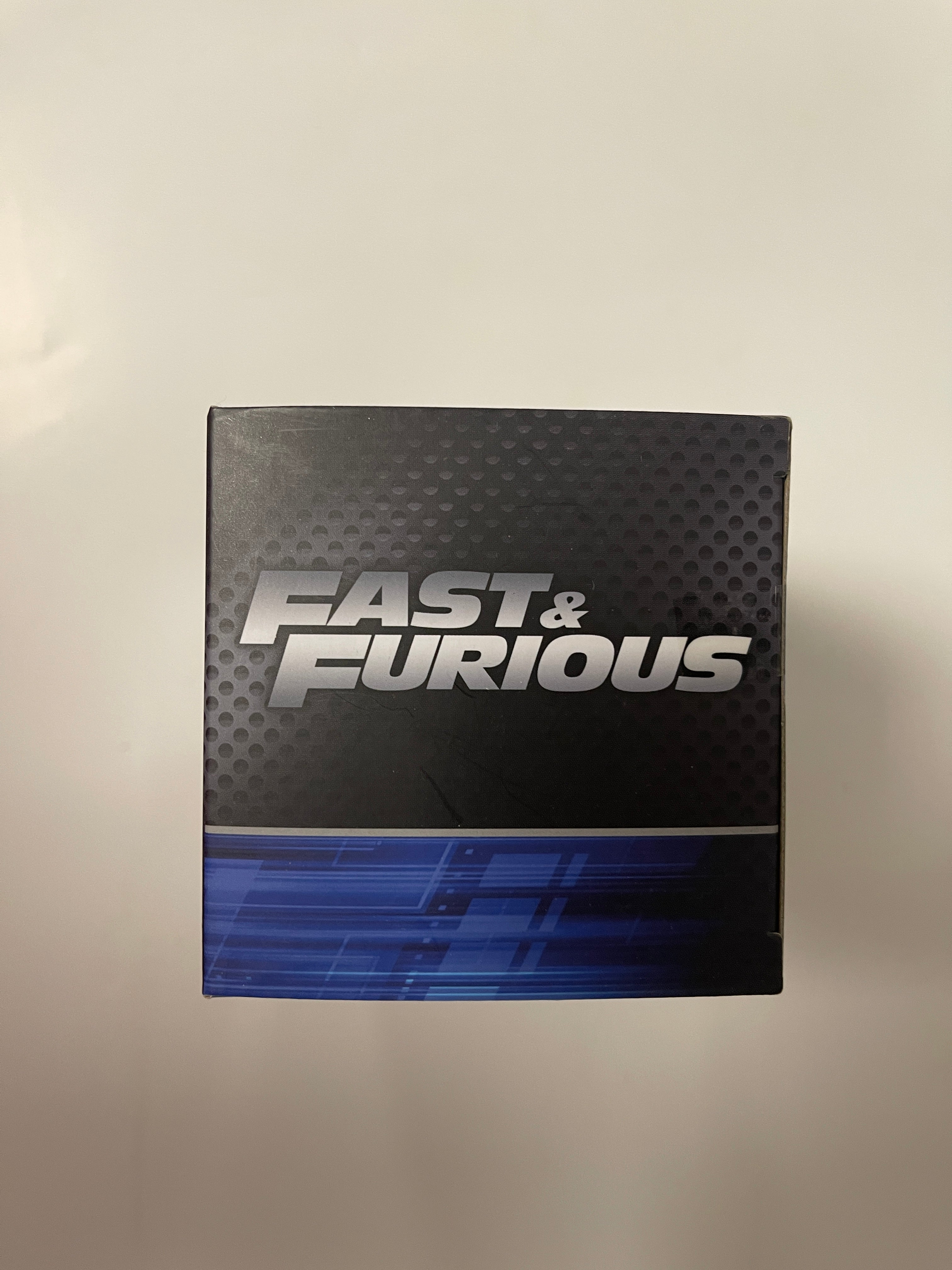 Jada Toys Fast and Furious Dom's Black Dodge Charger R/T 1:32 Scale Die-Cast