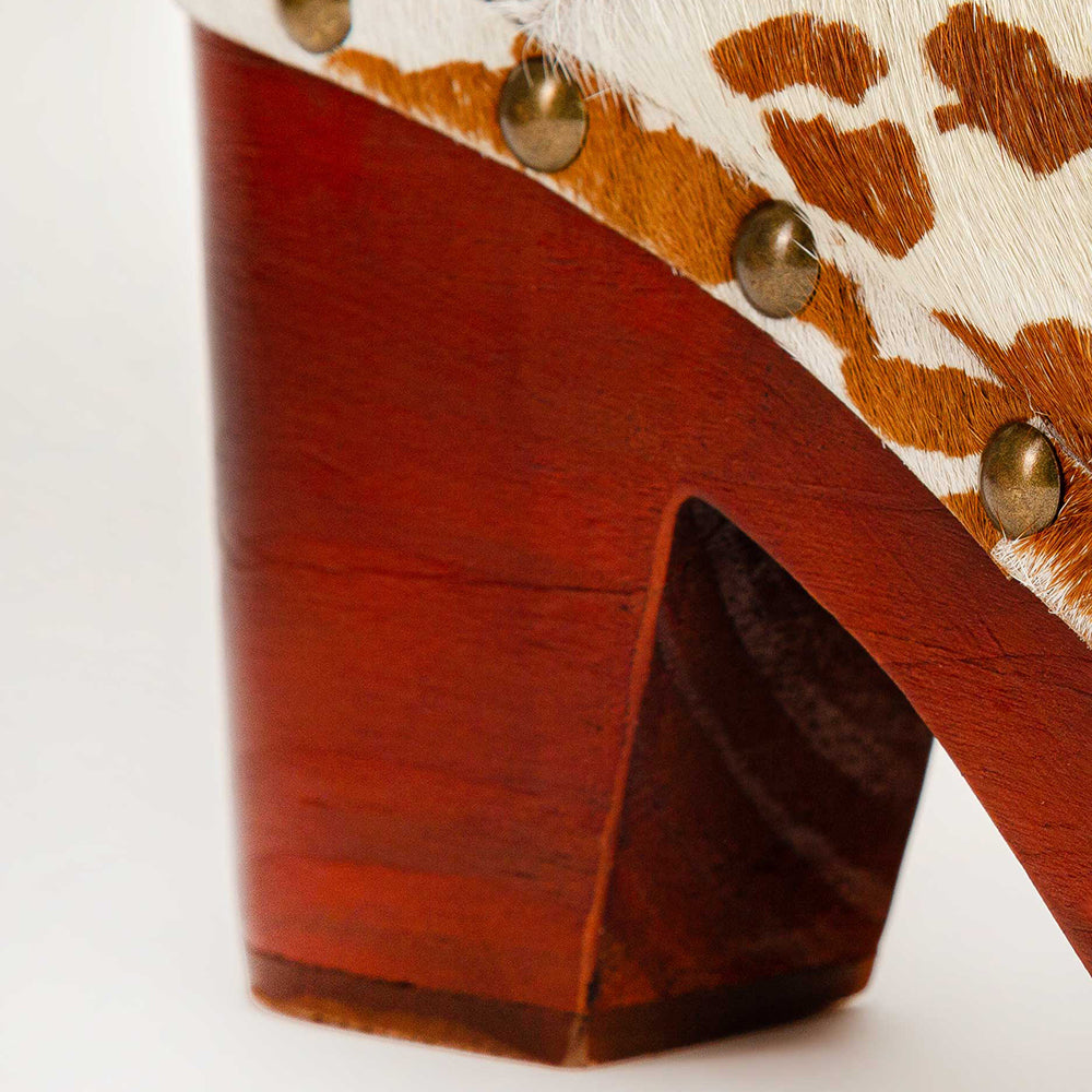 Loyal West Carlotta Trail Clogs Brown And White Cowhide - PhishStones Products