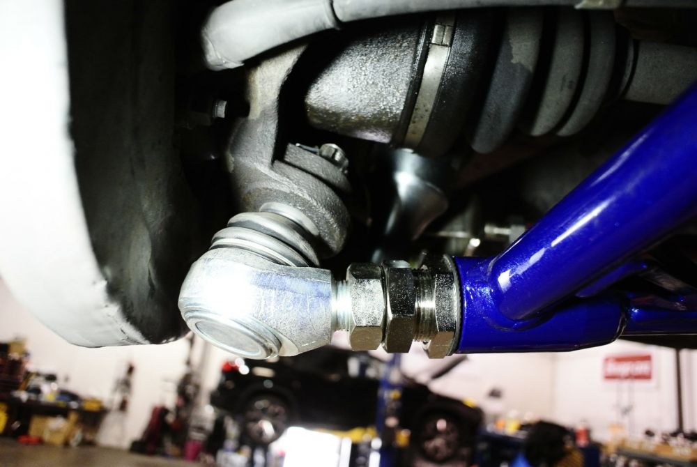 Megan Racing Rear Lower Control Arm for Nissan 300ZX 1990-1996 Z32 Spherical Bushings Adjustable Sway Bar End Links - MRS-NS-1720-02-II
