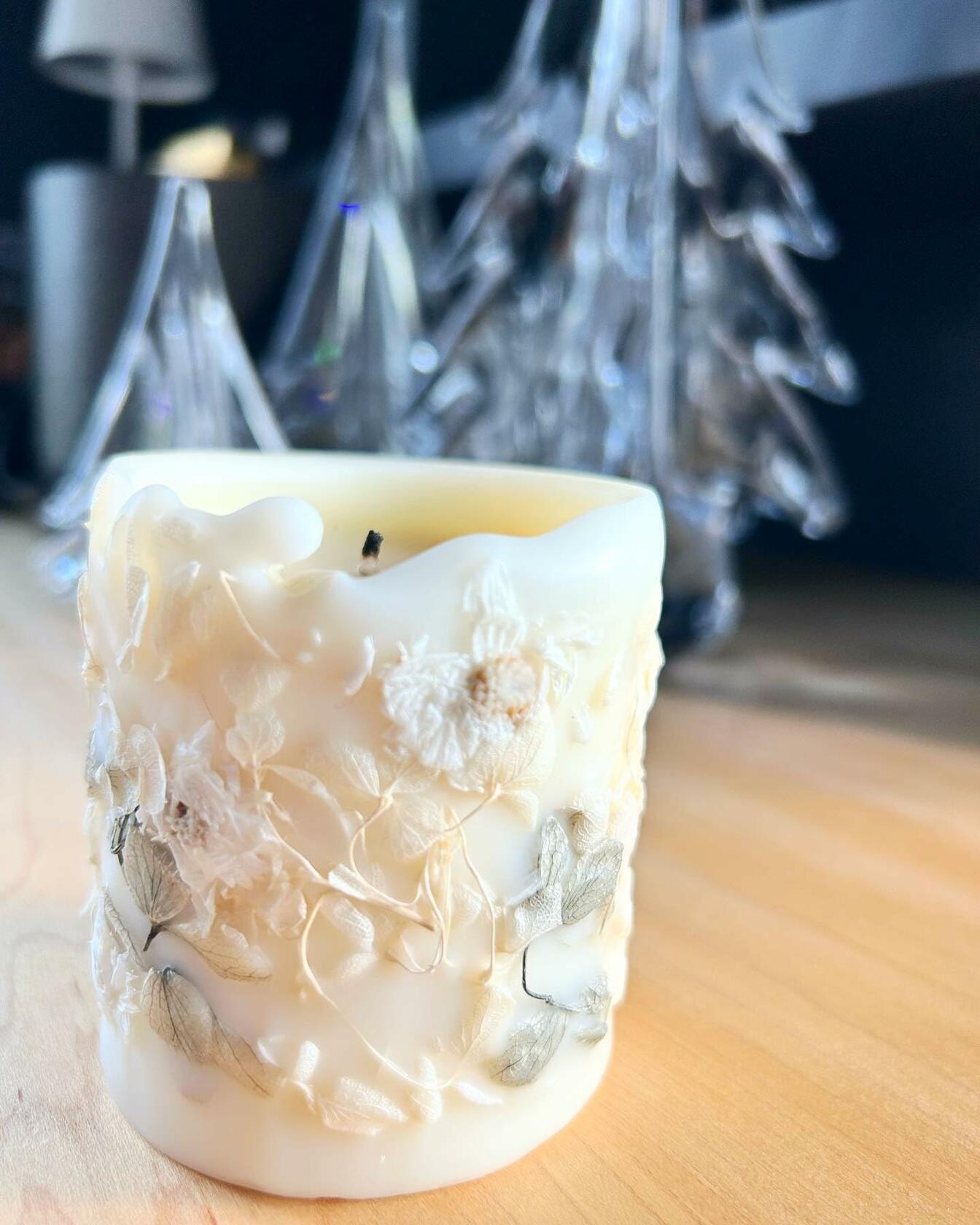 Botanical Candle Hand-Poured Soy Wax with Real Flowers 5 Scents Decorative