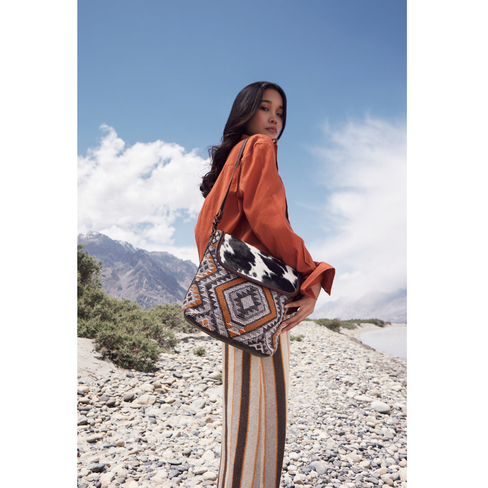 Orange Outlines Small & Crossbody Bag - PhishStones Products