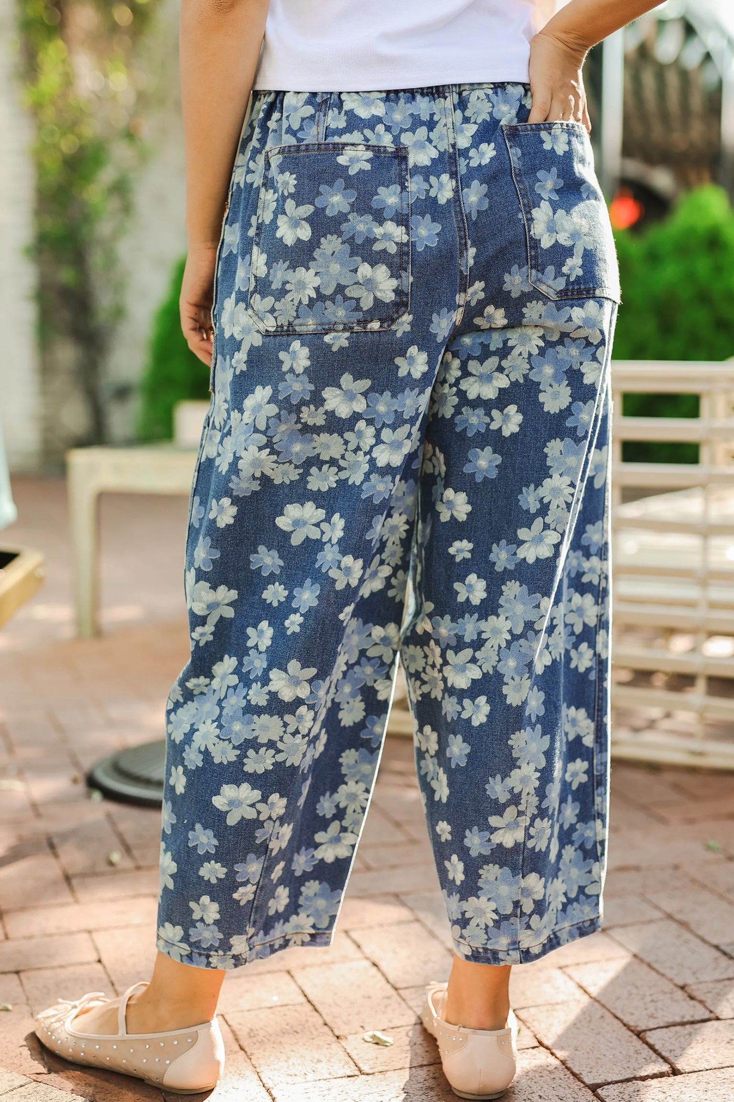 Sky Blue Dainty Floral Printed Drawstring Barrel Jeans - PhishStones Products
