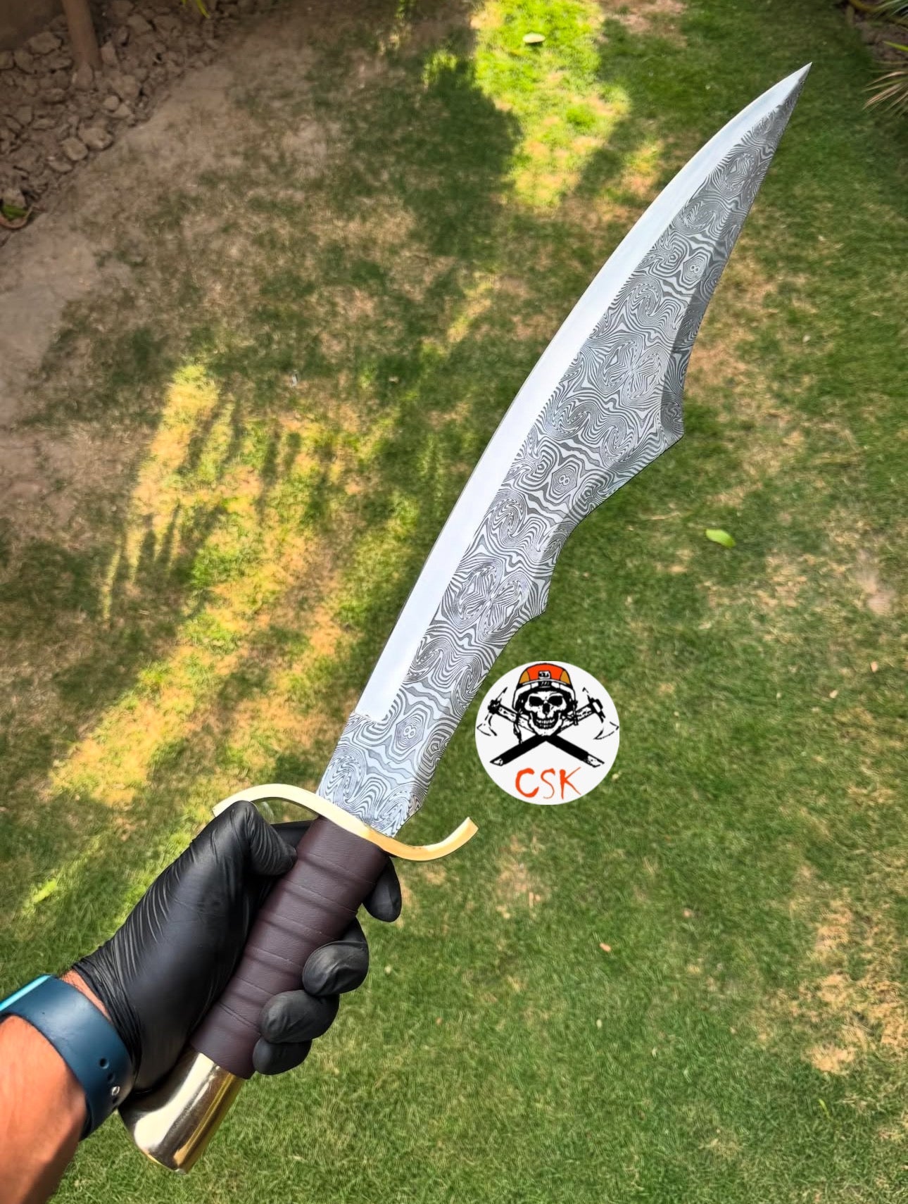 Spartan style sword with a leather - wrapped handle,Brass guard and pommel,Ornate patterned Blade - PhishStones Products