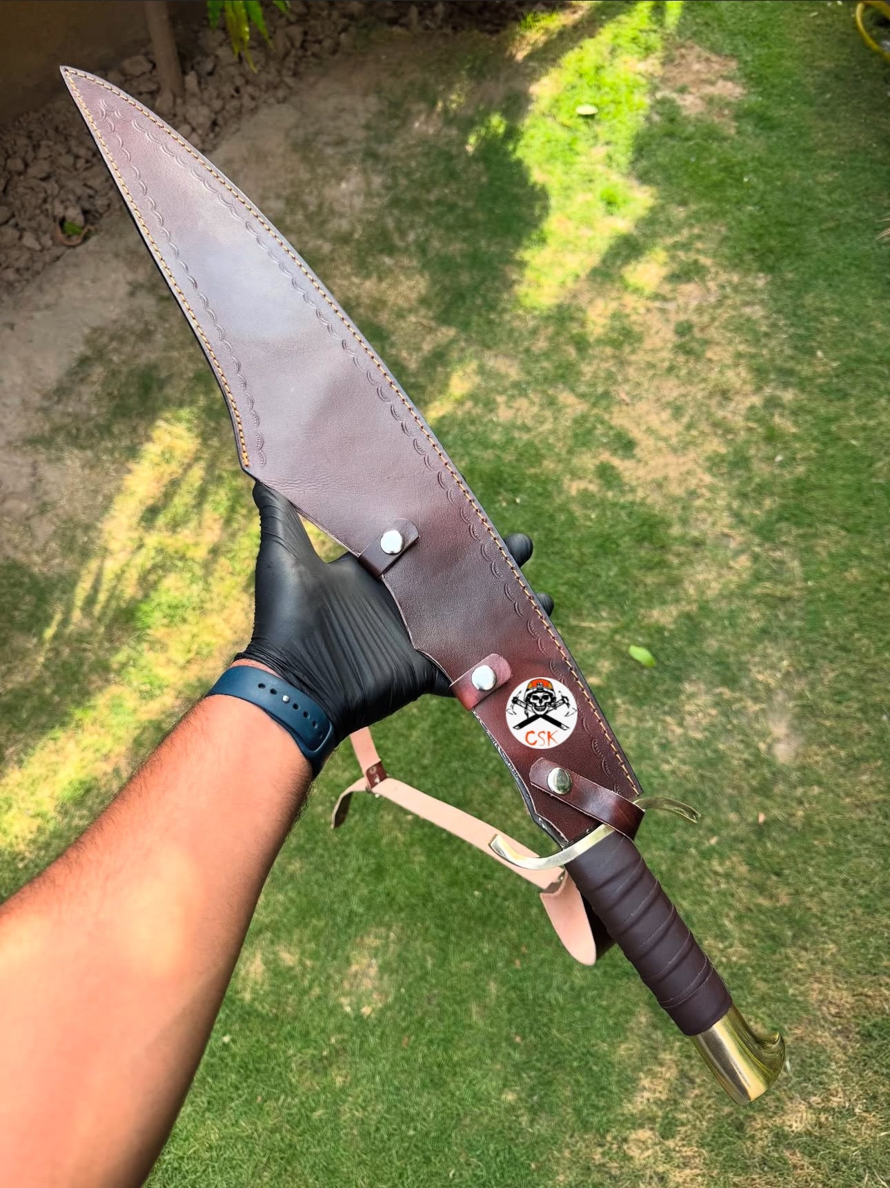 Spartan style sword with a leather - wrapped handle,Brass guard and pommel,Ornate patterned Blade - PhishStones Products