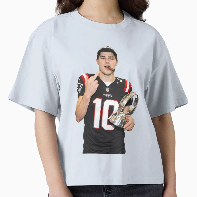 Drake Maye Maye 10 New England Football T-Shirt - Trendy Graphic Unisex