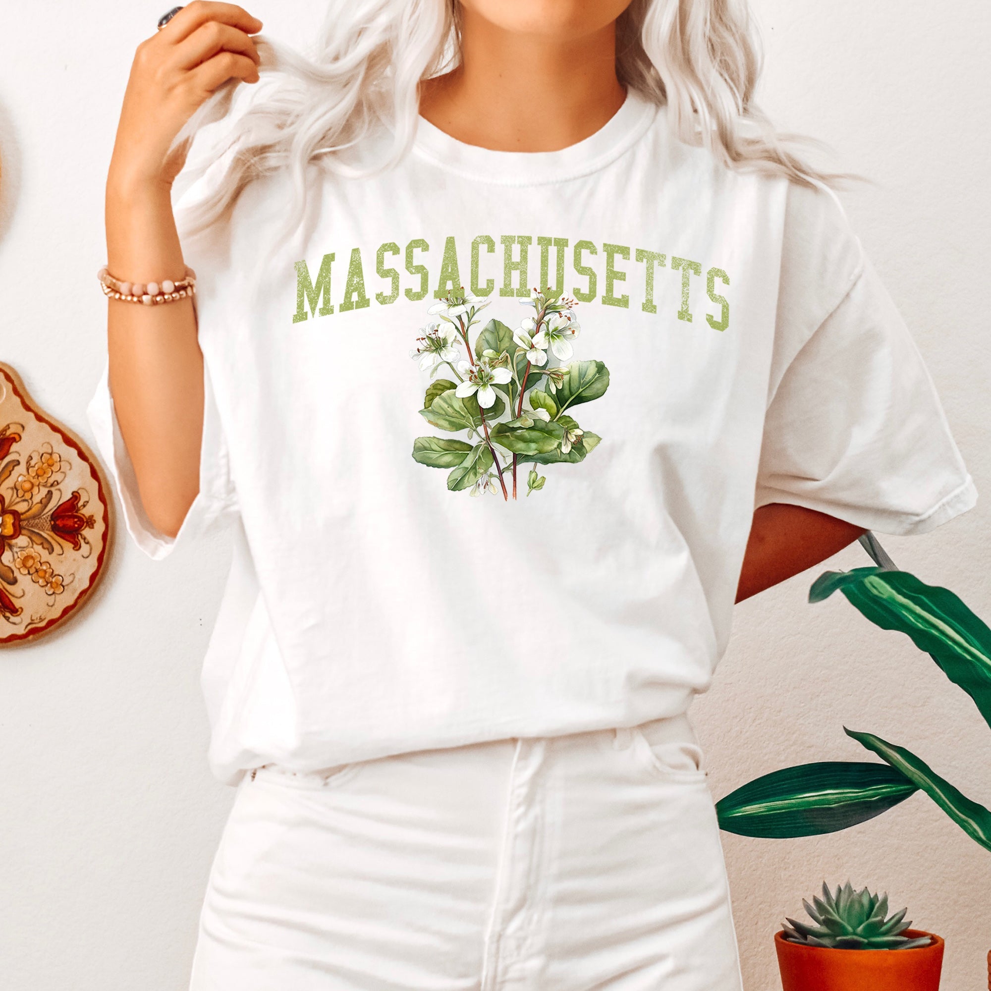 Massachusetts State Flower Vintage Botanical Illustration Artwork Comfort Colors Tee