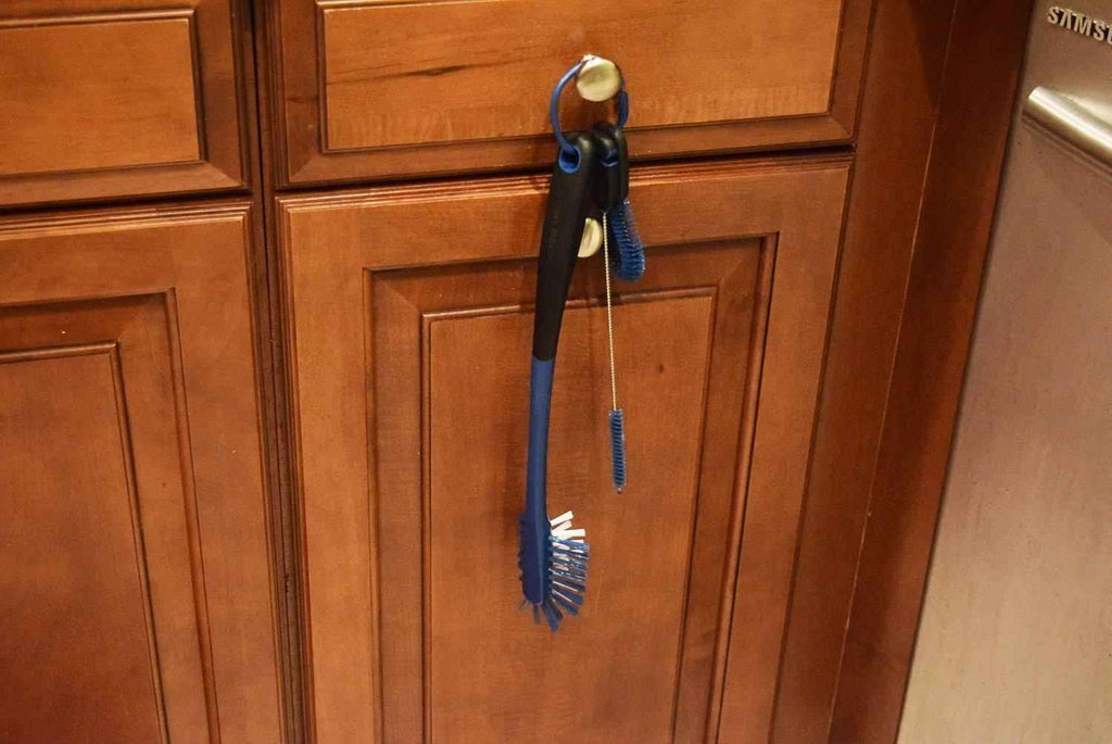 The Coldest Water Bottle Brush: 3 Tools in 1 - PhishStones Products