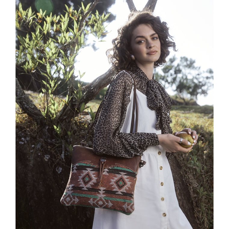 Tinsley Small & Crossbody Bag - PhishStones Products