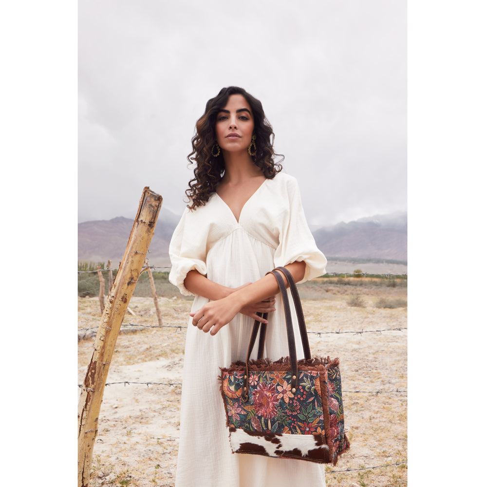 Trozen Small & Crossbody Bag - PhishStones Products