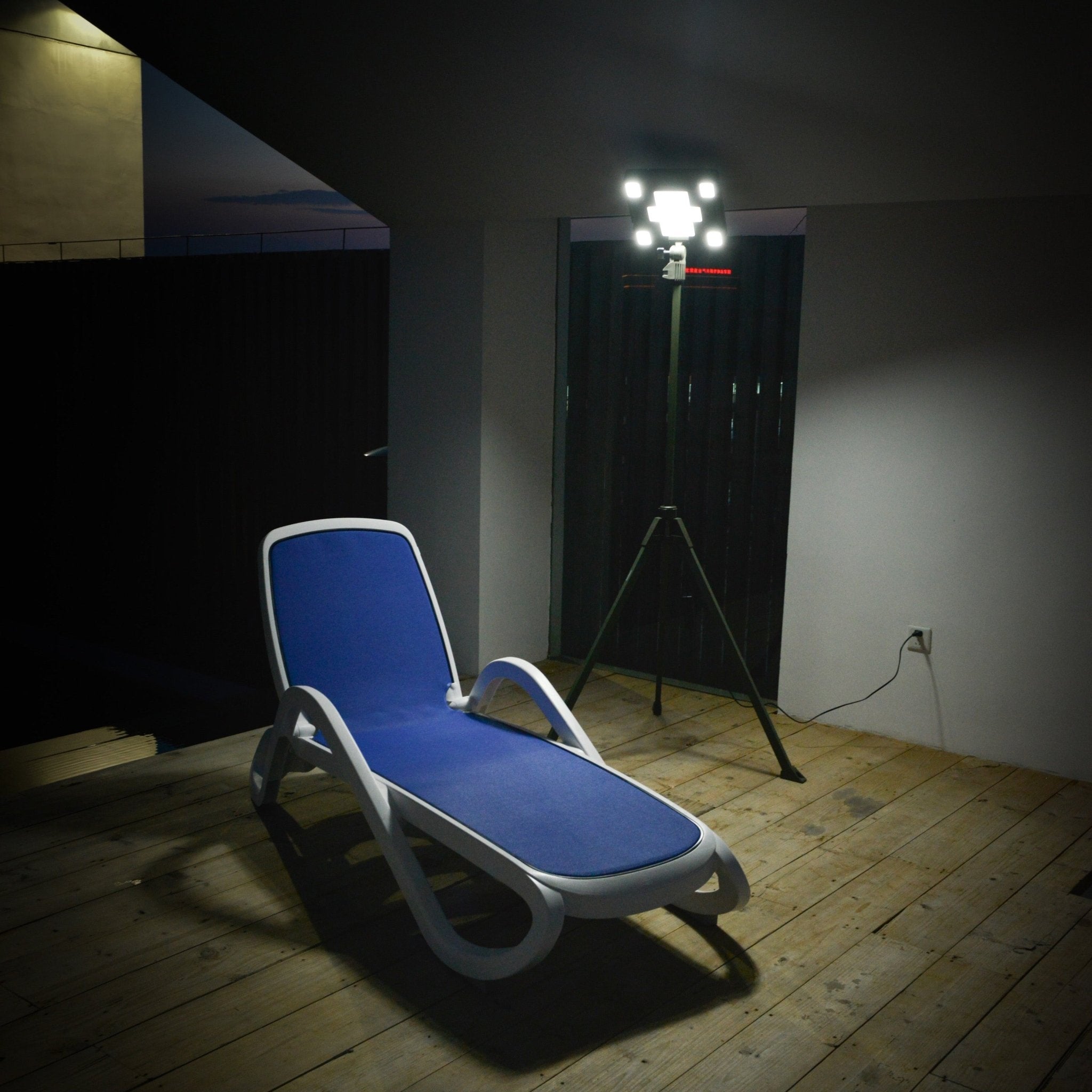 TRU De - LIGHT WHITENIGHT Multipurpose Solar / AC / DC - Garden, Camping Main Light + 3 Independent Detachable Multi Mode Side Lights / Tripod + Carrying Bag - PhishStones Products