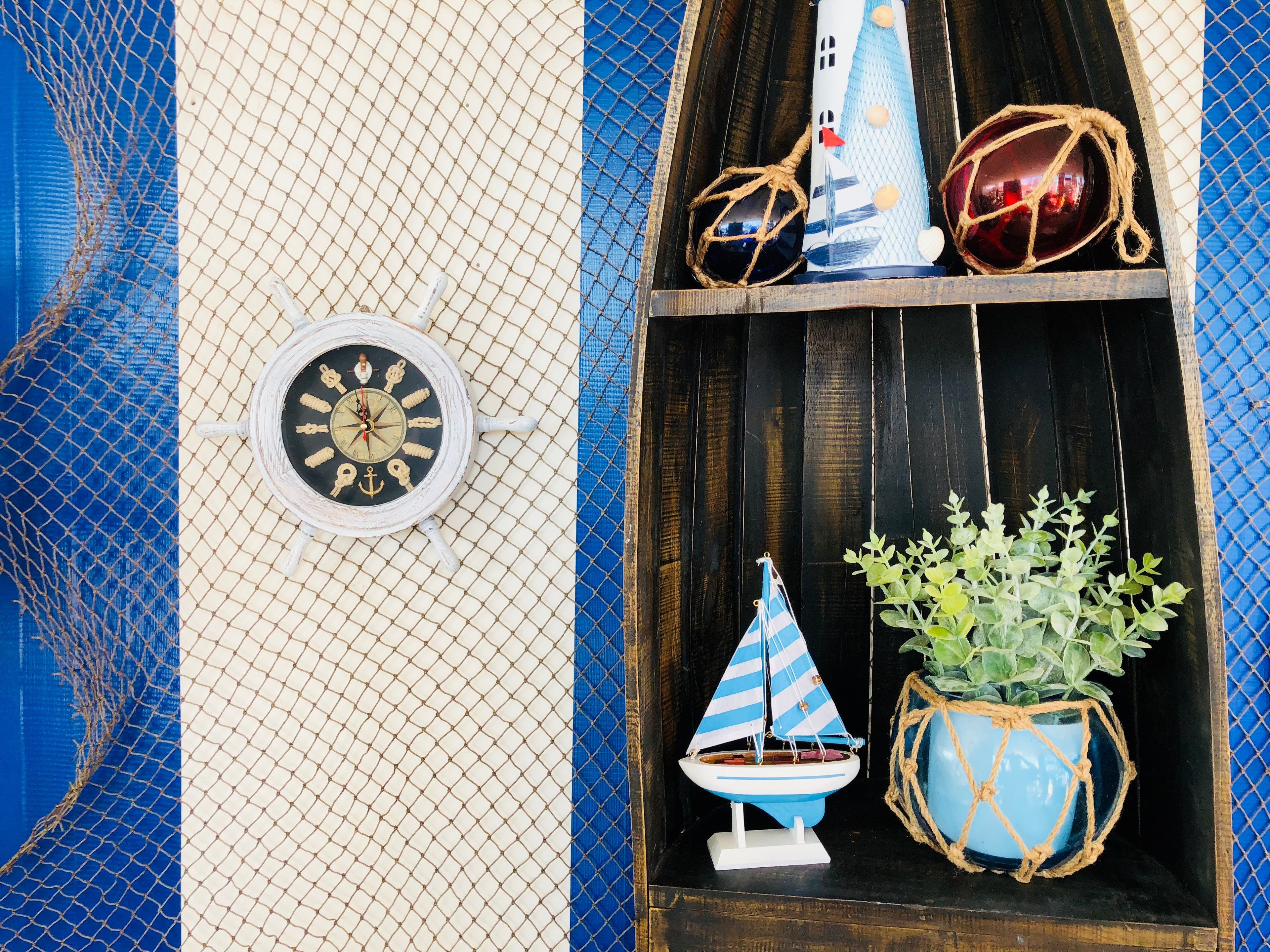 Wooden Rustic White and Blue Ship Wheel Knot Faced Clock 12""